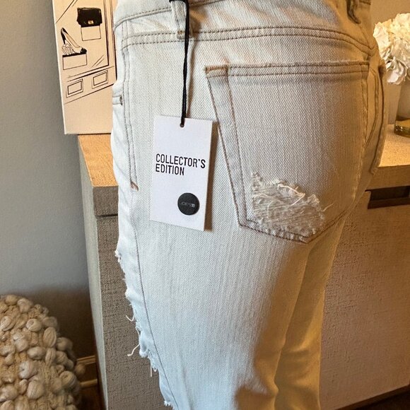 Joe's Jeans Distressed Slim Boyfriend Ankle Jeans - Picture 4 of 8